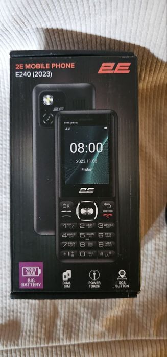 Мобільний телефон "2E" E240 (2023) б/у
