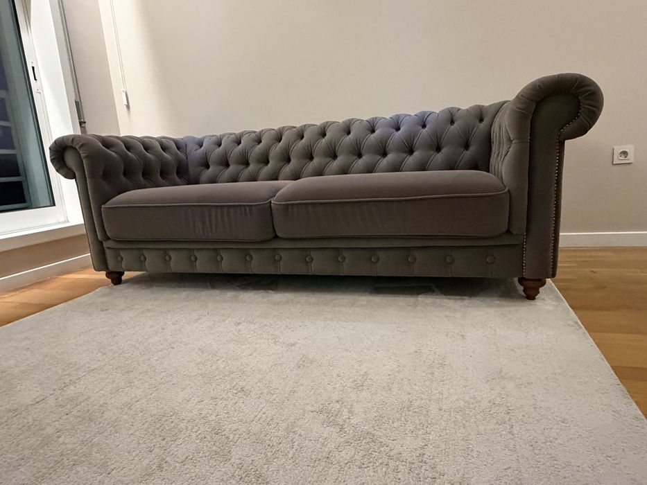 Sofá chesterfield
