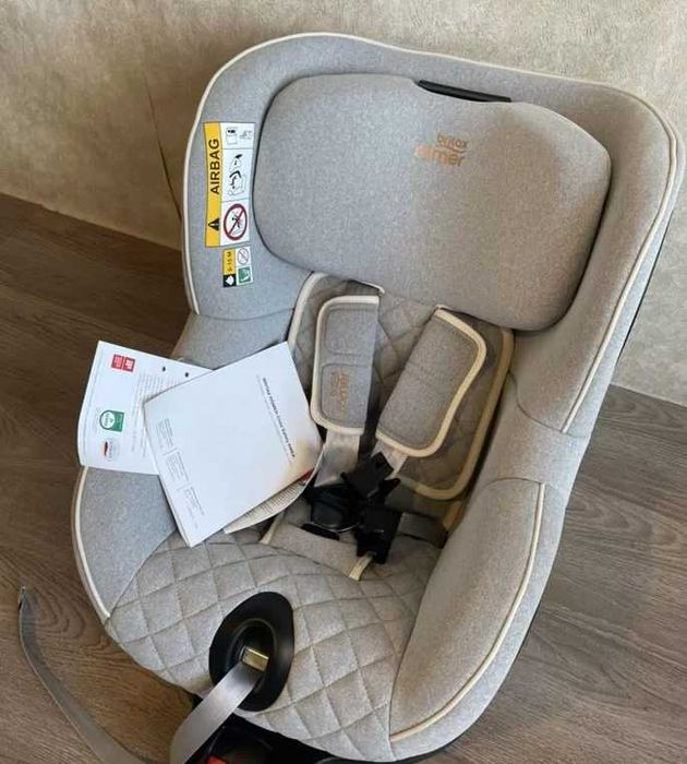 Авто-Кресло Britax Romer Dualfix M i-size Nordic Grey от 0 до 4х лет