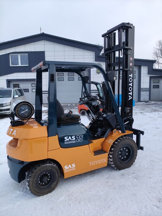 Wózek Widłowy Toyota 7FG25