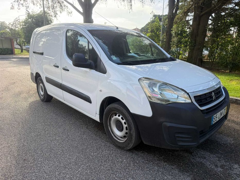 Peugeot Partner2018 longa (L2) – 3 Lugares classe 1