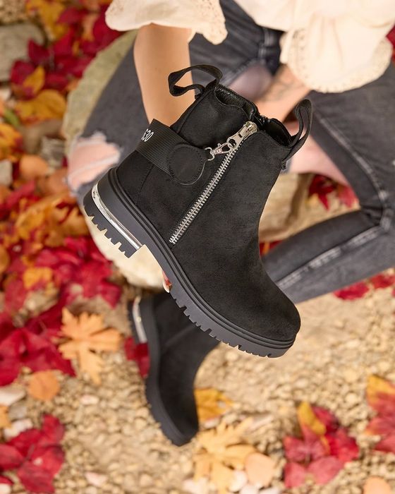 36 37 38 botki 39 40 41 na płaskim obcasie zamszowe z paseczkiem napis