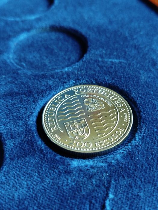 Moeda comemorativa de 200 Escudos- D João II