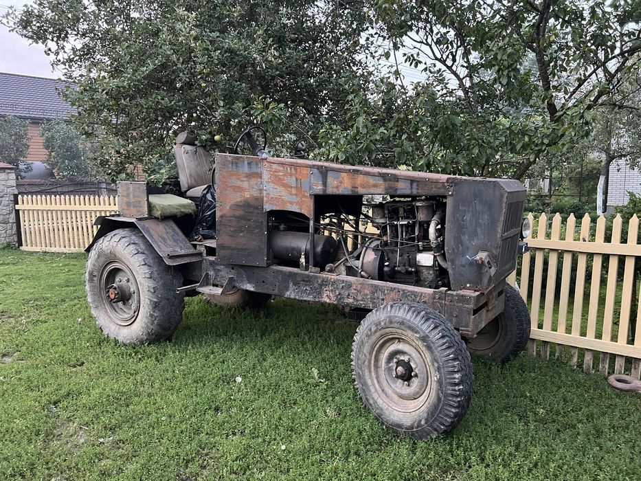 Саморобний трактор+ причіп