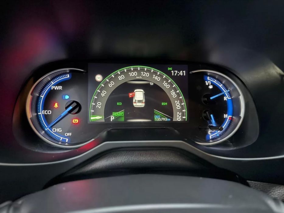 Toyota RAV4 2.5 HDF Exclusive