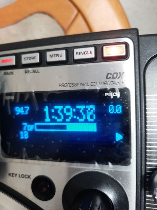 Numark CDX в відмінному стані.