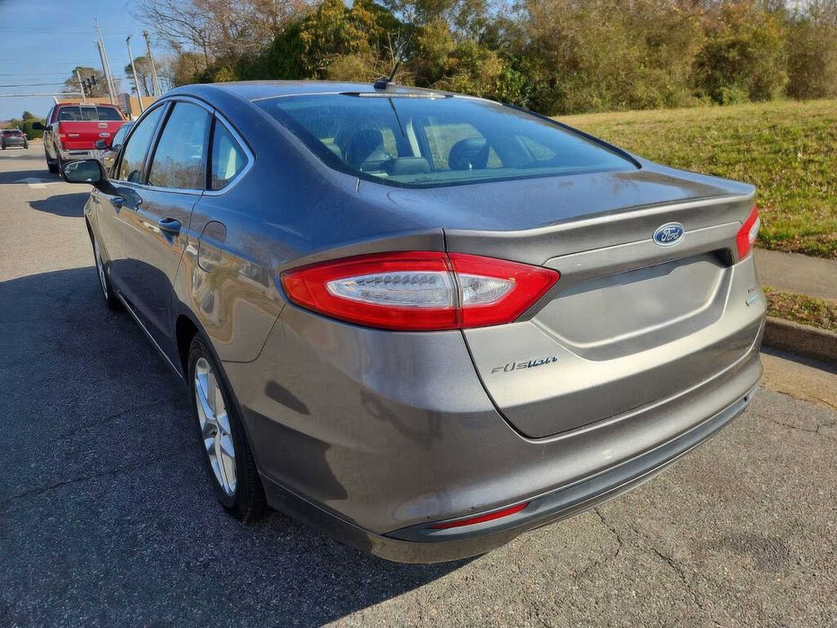 Ford Fusion      2013