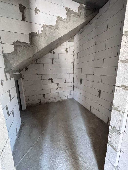 Двукімнатний таунхаус збудовано/48950дол/газ