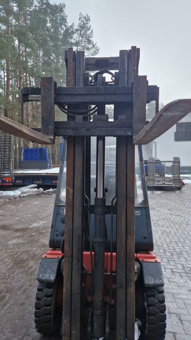 Wózek widłowy Linde h25 z 2000 roku bardzo ładny triple wolny skok