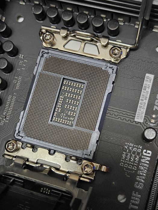 Материнська плата Asus TUF GAMING Z890-PLUS WIFI