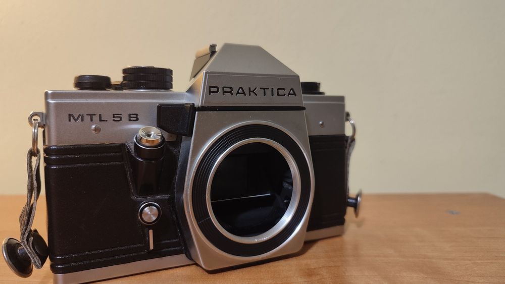 Praktica MTL 5B aparat analogowy uszkodzony