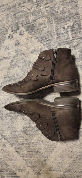 Buty  zamszowe rozmiar 38