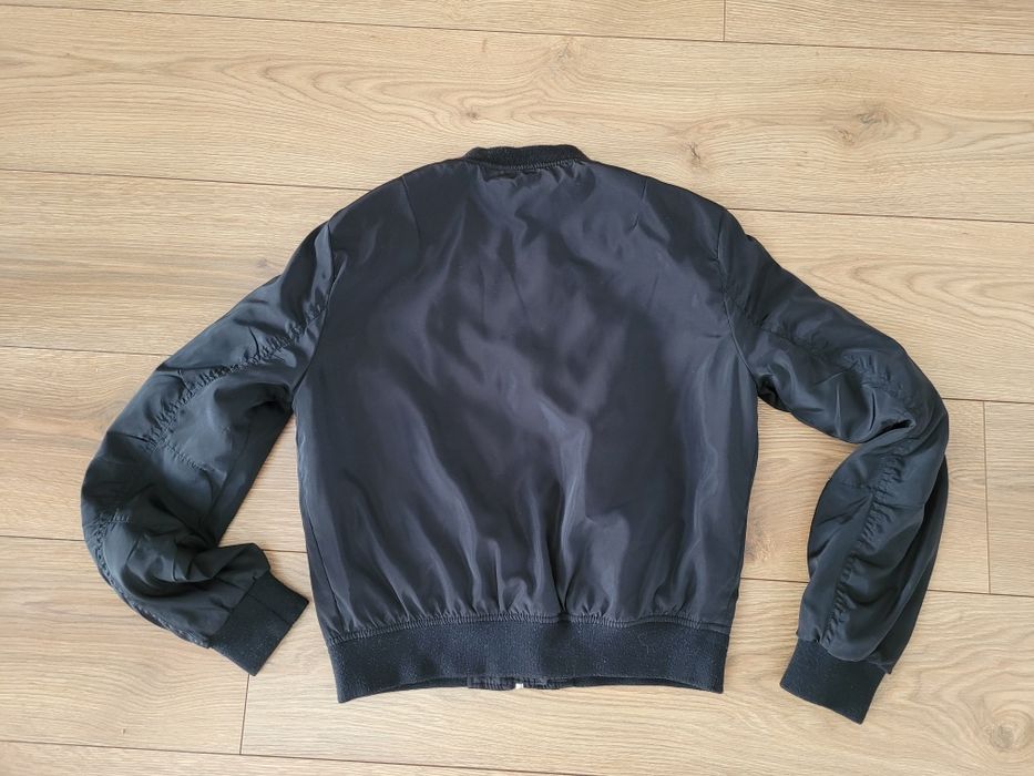 Lekka bomberka czarna Reserved rozm 34
