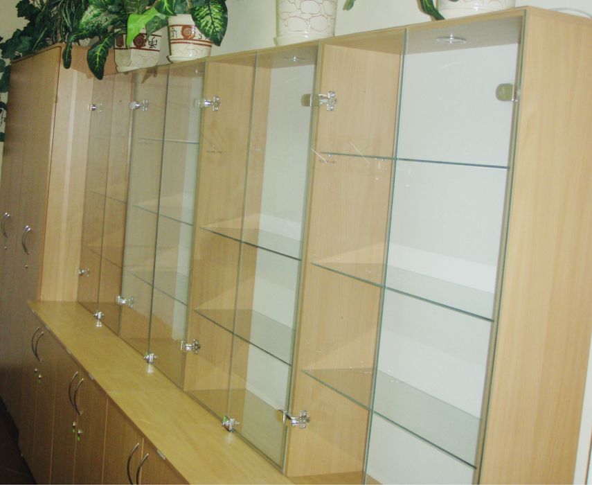 Стол для переговоров на 8-10 человек