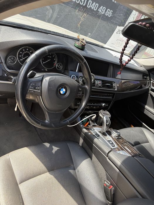 BMW F10 528i продам