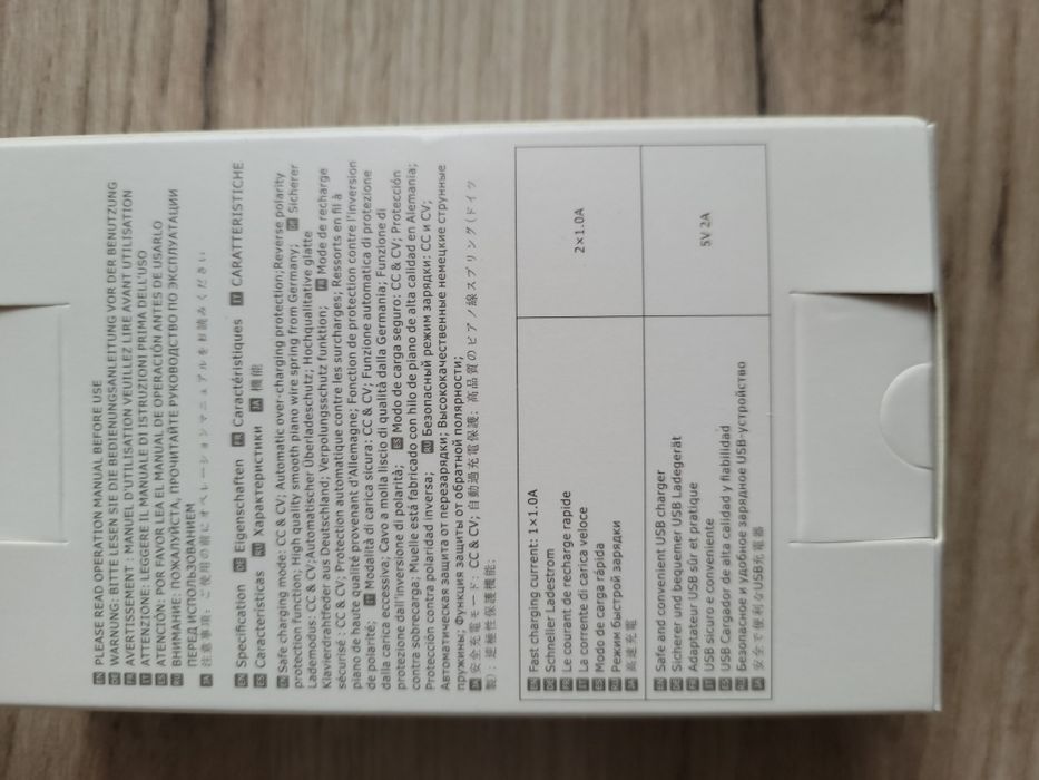 Mała i poręczna ładowarka Efest Slim K2
