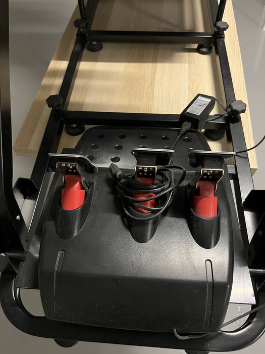 Simulador logitech g27 com playseat