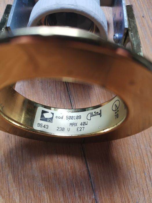 Spots iluminação Dourados - Encastrar em teto falso