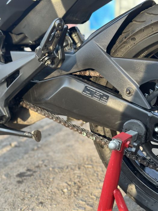 BAJAJ dominar 400 UG