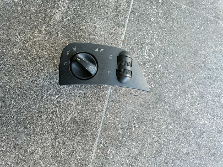Seat Ibiza 6K porta cassetes, piscas, refletor, comutador luz