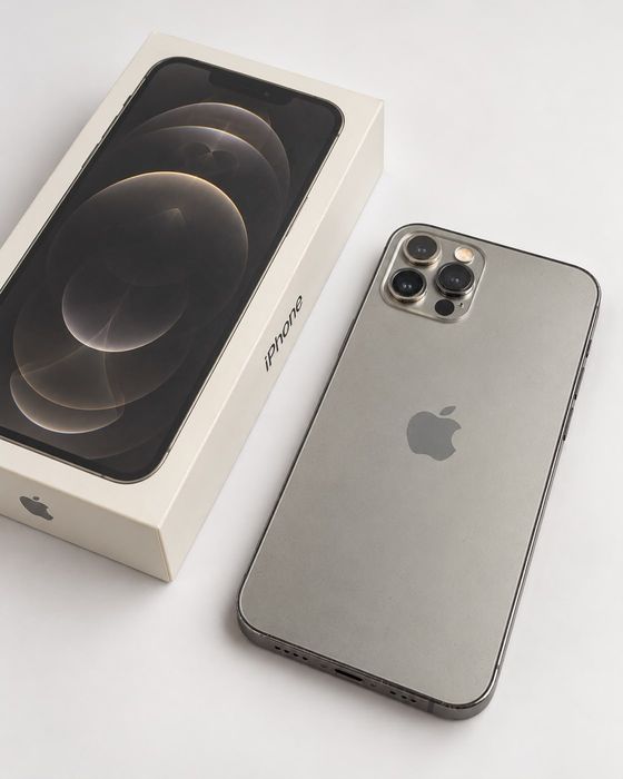 iPhone 12 Pro Max 256 GB + 10 etui + kabel lightning