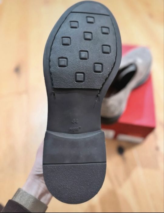 Eleganckie skórzane buty typu derby r. 44 Vistula Red Nowe