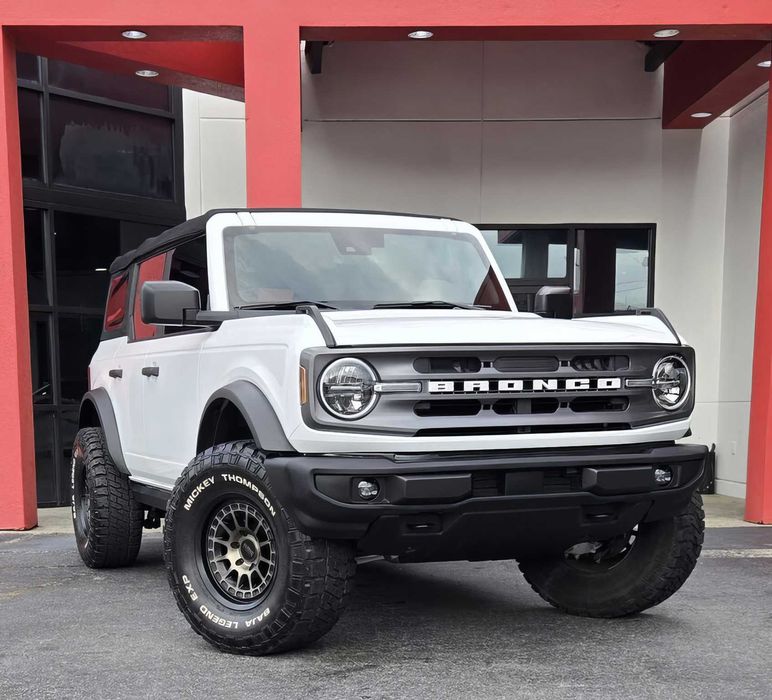 Ford Bronco      2022
