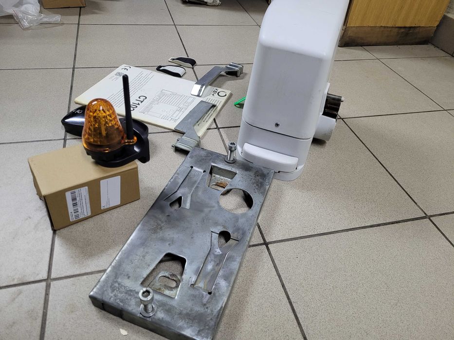 napęd KEY do bramy przesuwnej