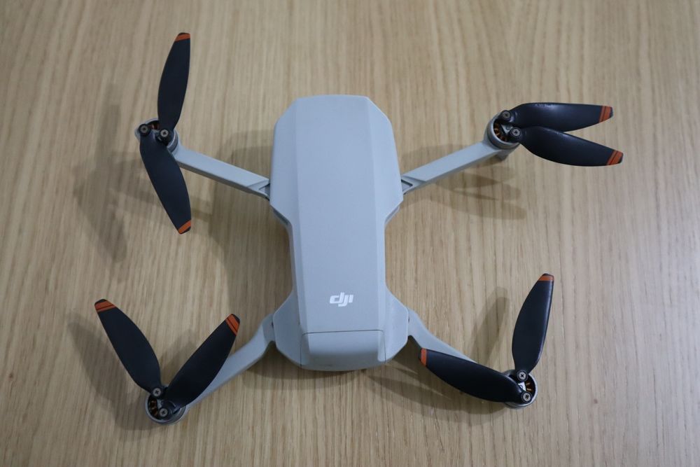 Drone DJi Mini 2 Fly More Combo474302446369525764