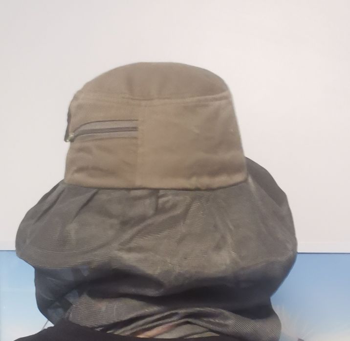Kapelusz bucket z moskitierą