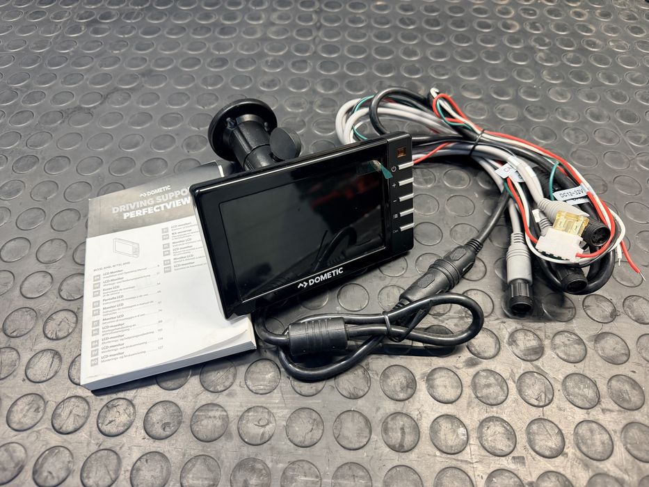Dometic PerfectView M55L AHD monitor wyświetlacz 5” 12/24V