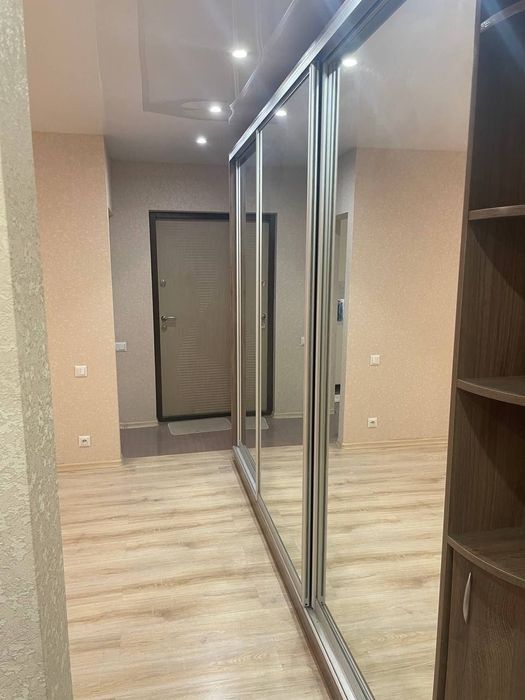Продается 3к кв-ра (Б-р Краматорский) возможна продажа по сертификату