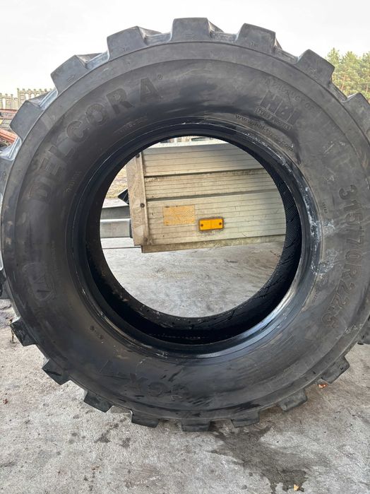 DELCORA 315/70 R 22,5