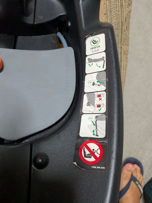 Isofix Cybex em bom estado