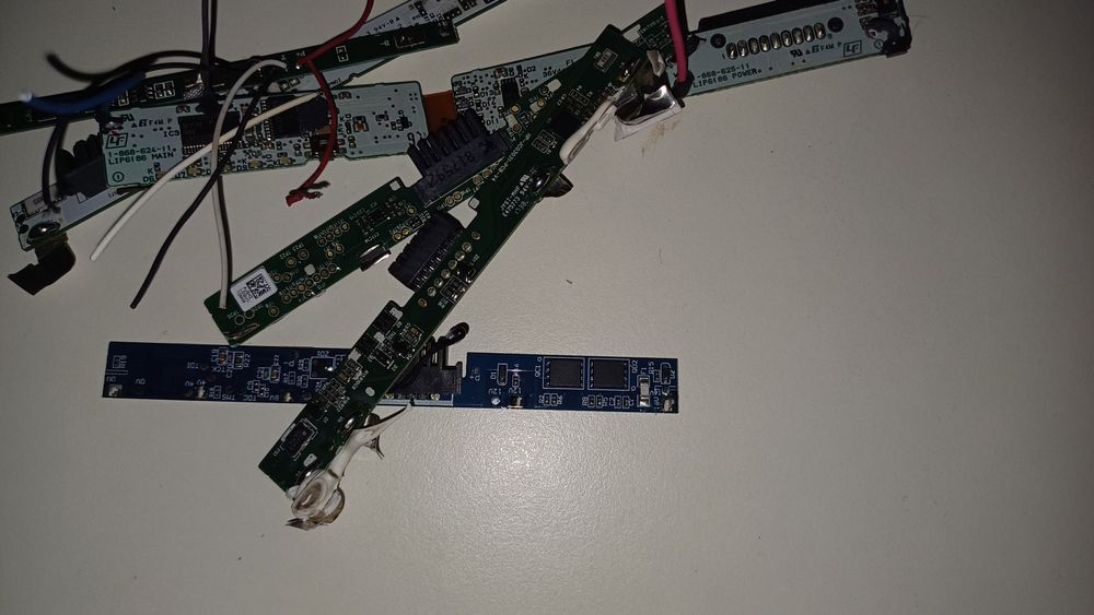 BMS z baterii laptopowych