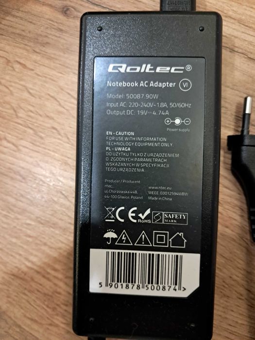 Laptop Packard Bell 17" KAYF0 Easy Note LJ65 + Kabel sie Ethernet RJ45