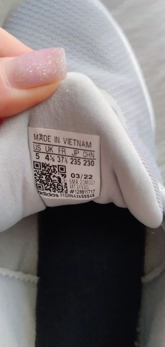 Кросівки Adidas (оригінал)