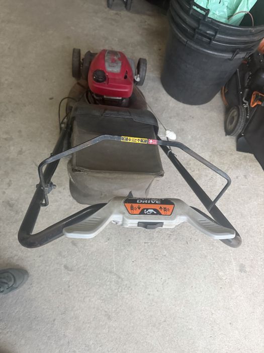 Corta relva honda