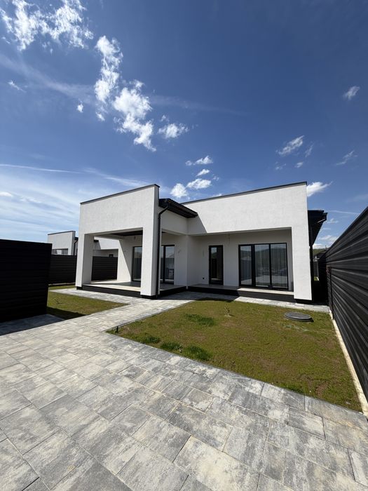 Продаж американки 157 м.кв. В тихому та престижному районі