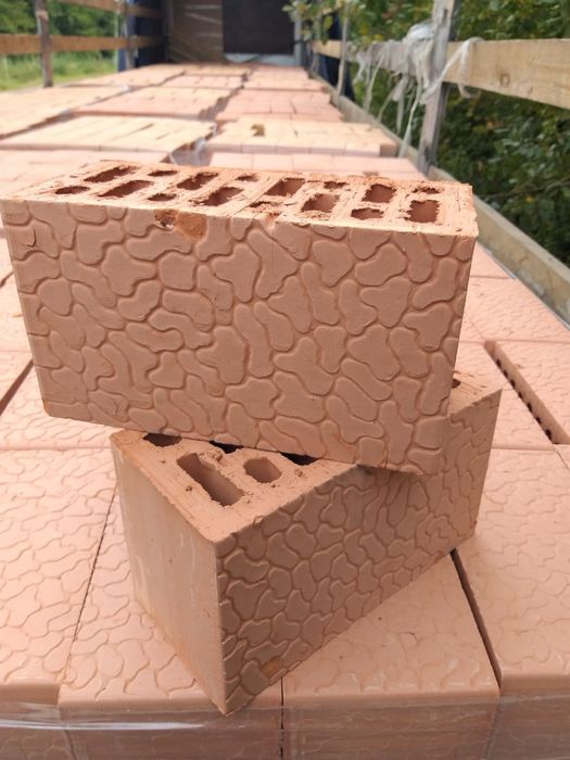 Цегла М-100,,М-125 ,М-150 повнотіла,блок,(півторачка)хорошої якості