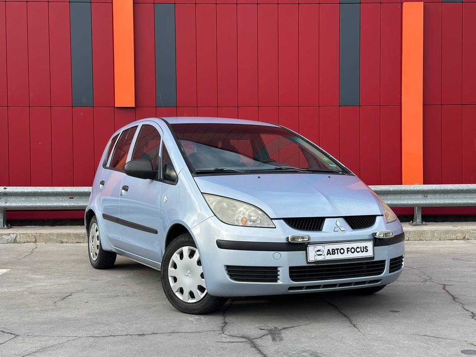 Mitsubishi Colt 2004 року 1.3 Бензин МКПП