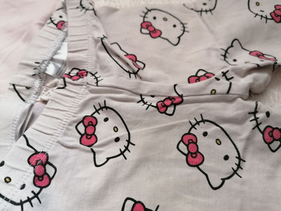 Zestaw ubranek Hello Kitty