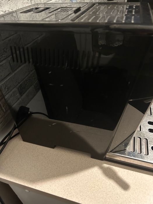 Sprzedam ekspres Delonghi