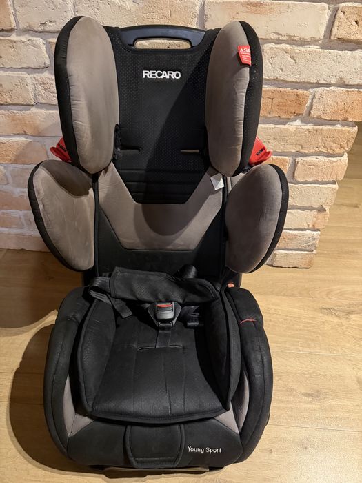 Fotelik samochodowy RECARO YOUNG SPORT 9-36kg Mocca