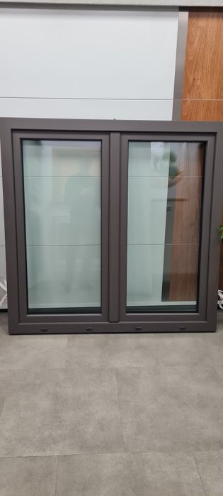 Okno Veka kolor szary matowy 1465x1435