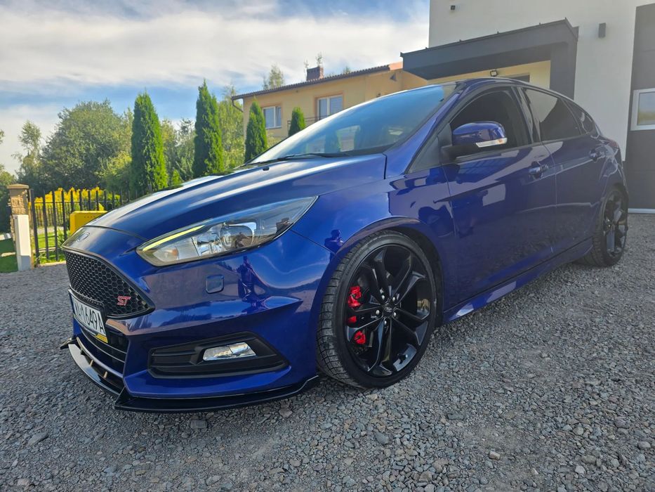 Ford Focus ST PERFORMANCE / 250 ps /  Bezwypadkowy / Serwisowany / GWARANCJA