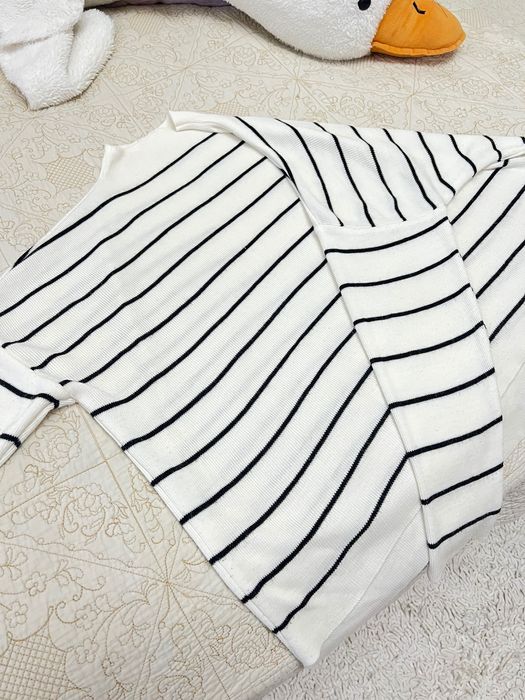 Кофтинка.Светр. Оригінал ZARA.