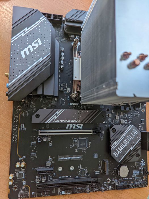Комплект AM-5  MSI B650 GAMING PLUS WIFI+7500F+DDR5 16Гб 5600мгц