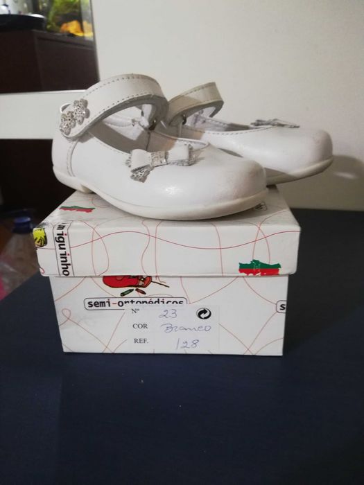 Sapatos de menina