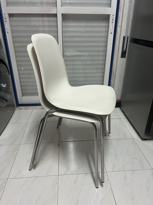 Cadeiras Ikea Broringe/Leifarne